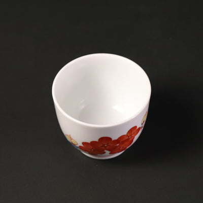 Sakaida Kakiemon 15th Sake cup with cloudy hand and plum blossom design