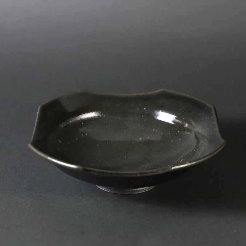 Takashi Nakazato Karatsu black glaze square cut plate