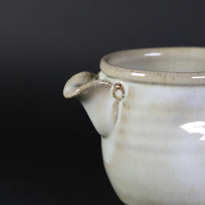 Sake set by Chiharu Kumamoto Madara Karatsu