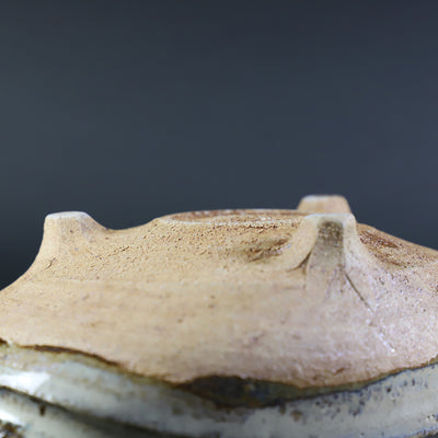 Korean Karatsu abalone bowl by Okamoto Sakurei