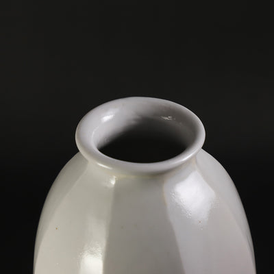White porcelain vase with chamfer by Masahiro Takehana