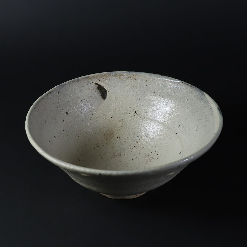 Kobiki tea bowl by Yoshihisa Ishii