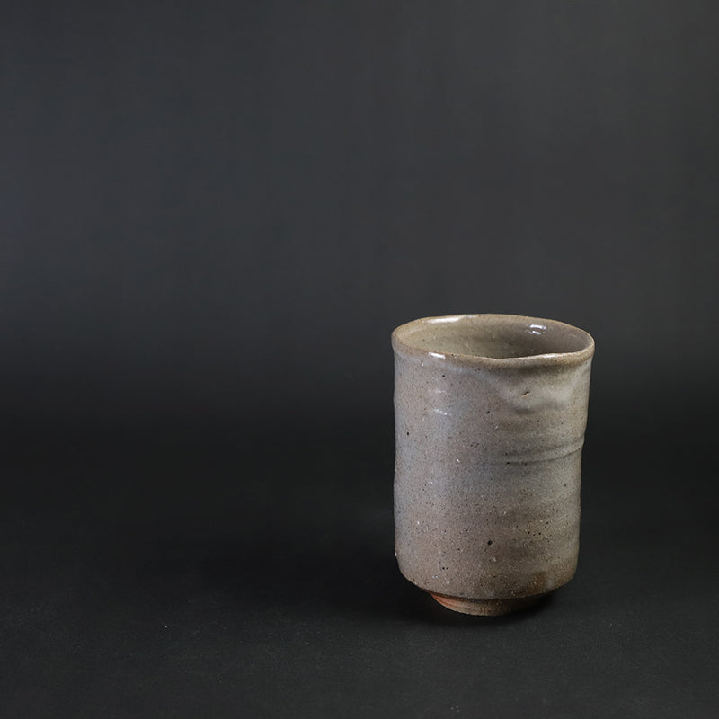 Karatsu Tsutsu Yunomi 2 by Yoshihisa Ishii