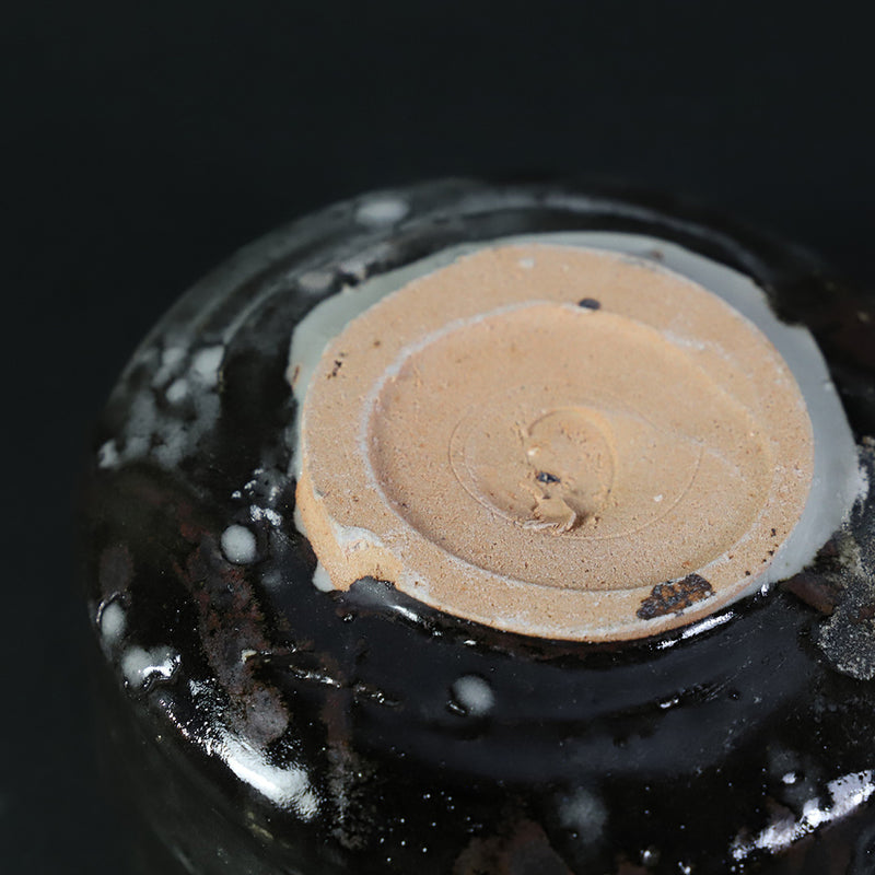 Black Karatsu Tea Bowl by Yasumoto Kajiwara