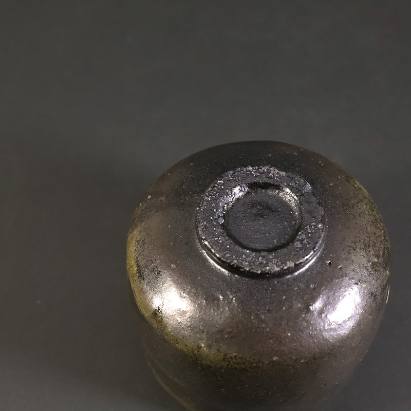 Black glaze tea bowl by Naoto Yano