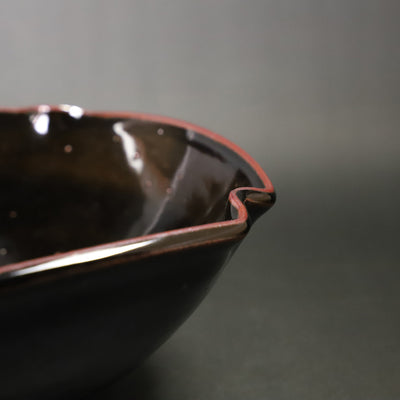 Taki Nakazato Iron glaze square bowl