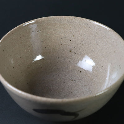 Nakazato Tarōemon Kiln Illustrated Karatsu Tea Bowl (Tori)