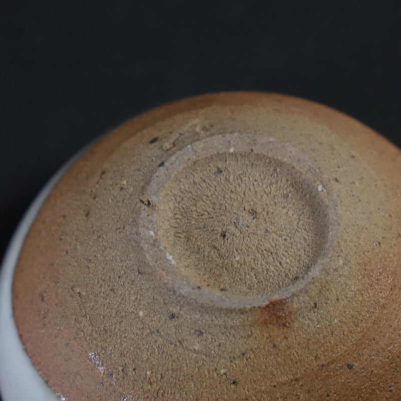 Madara Karatsu sake cup by Kenta Nakazato