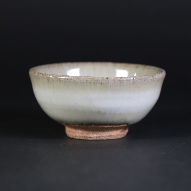 Sake set by Chiharu Kumamoto Madara Karatsu