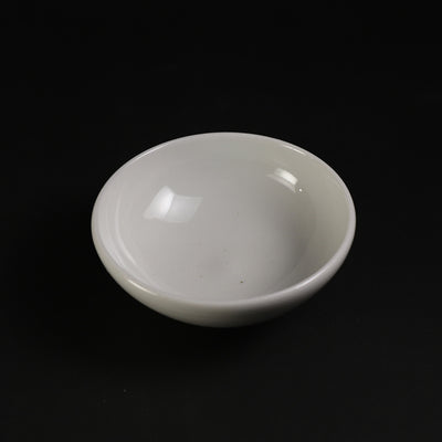 White porcelain sake cup by Takashi Nakazato