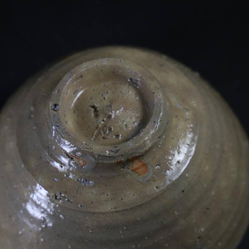 Karatsu tea bowl by Taki Nakazato
