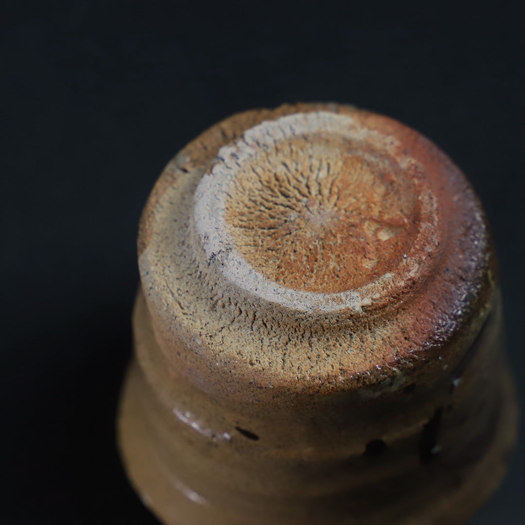 岡本作礼 作 絵唐津ぐい呑 – ギャラリー一番館オンラインショップ