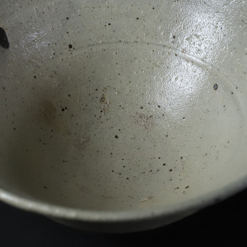 Kobiki tea bowl by Yoshihisa Ishii