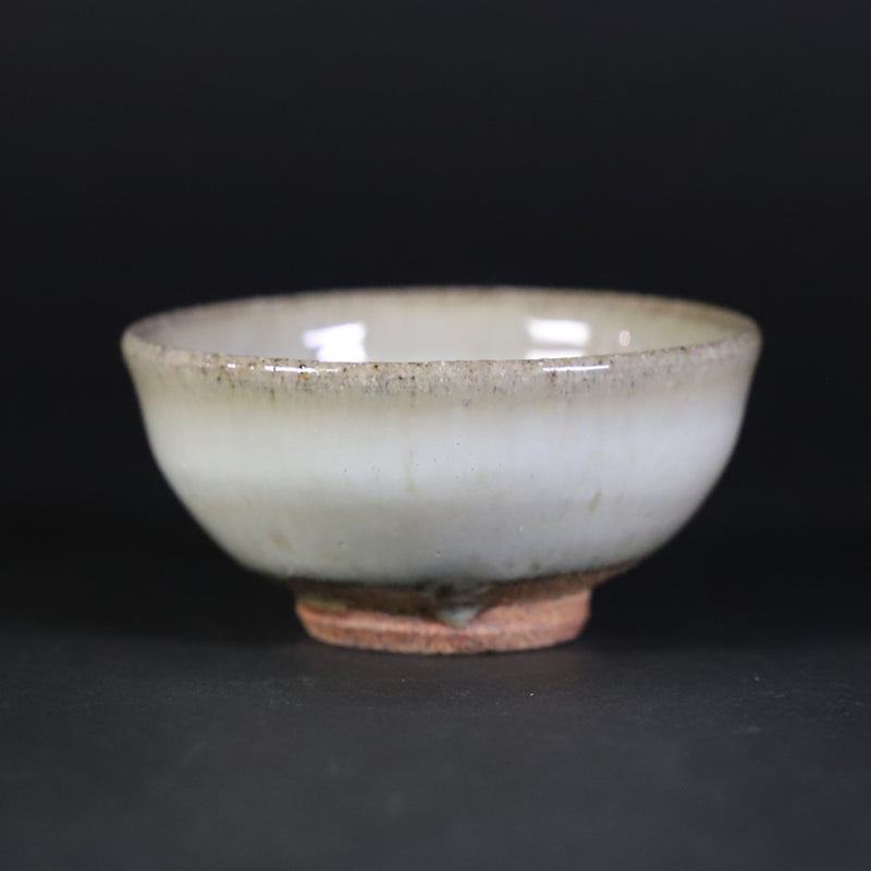 Sake set by Chiharu Kumamoto Madara Karatsu