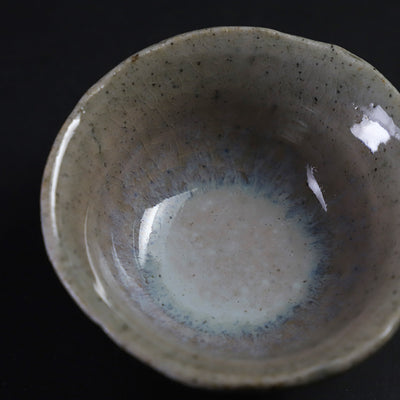 Karatsu Yamase sake cup by Sakurei Okamoto
