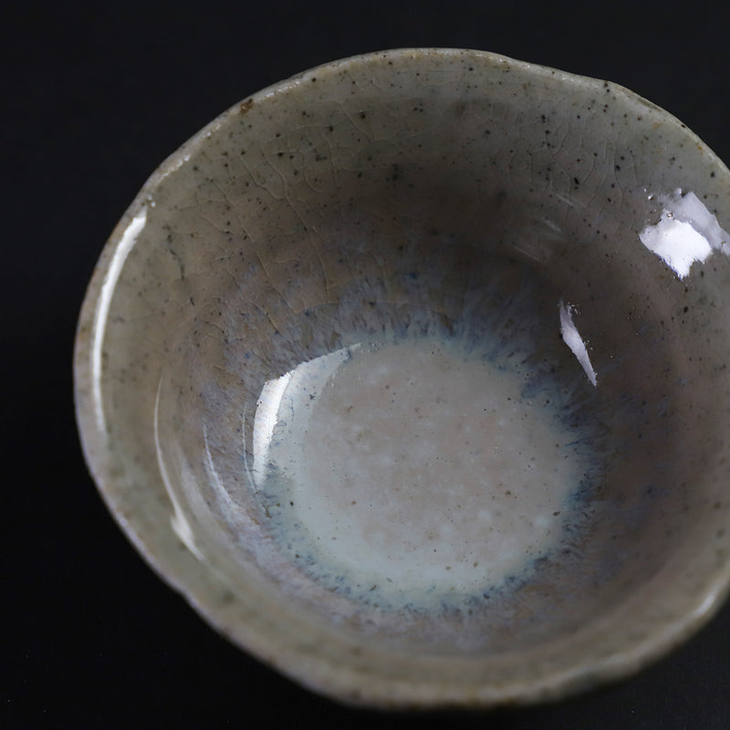 Karatsu Yamase sake cup by Sakurei Okamoto
