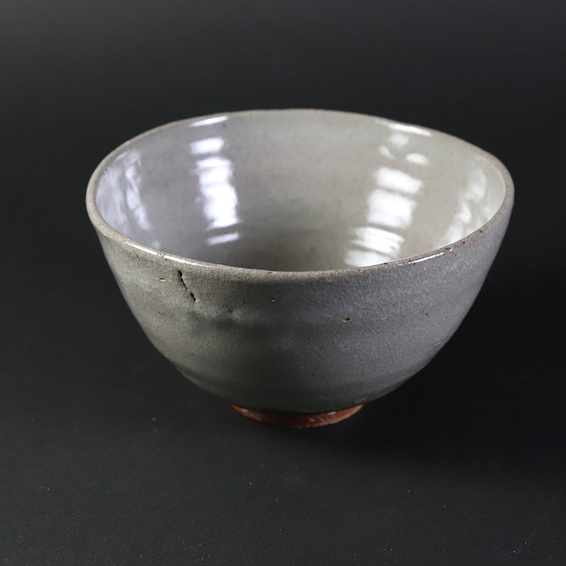 Karatsu tea bowl by Yoshihisa Ishii