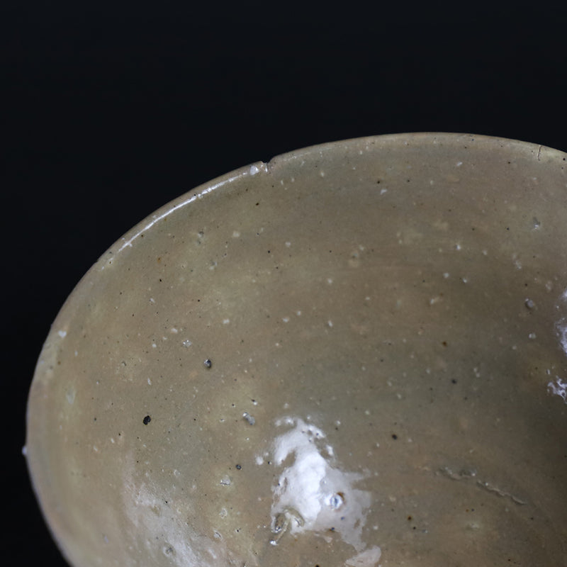 Karatsu tea bowl by Taki Nakazato