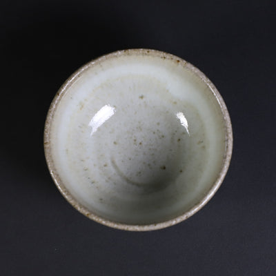 Sake set by Chiharu Kumamoto Madara Karatsu