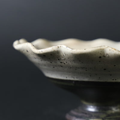 中里隆　作　唐津粉引輪花高脚向附