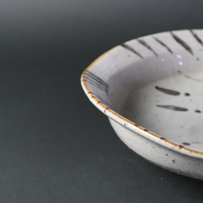 十四代中里太郎右衛門　作　絵唐津草花文鉢
