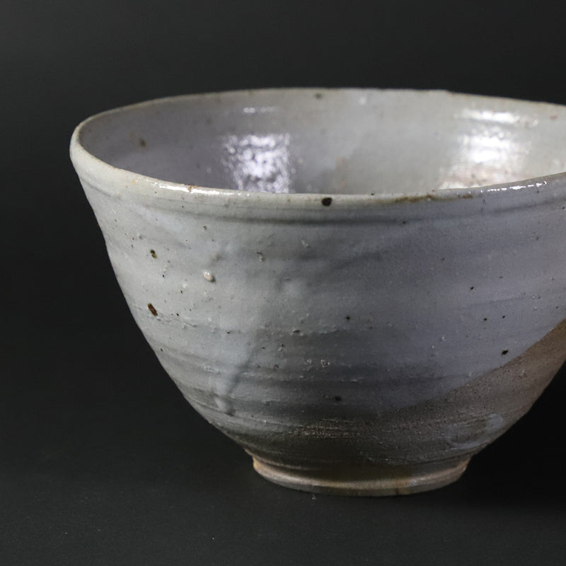 Karatsu tea bowl by Yoshihisa Ishii